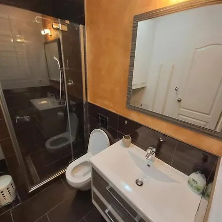 Apartment Target *