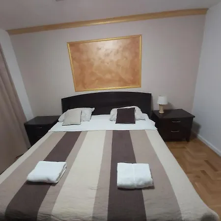 Target Apartment *