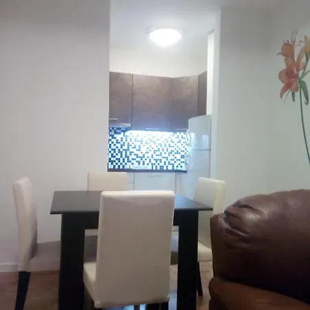 Target Apartment *