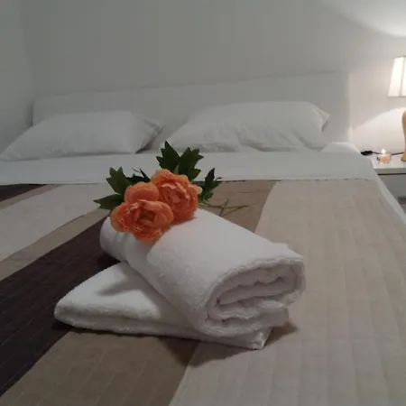 Target Apartment